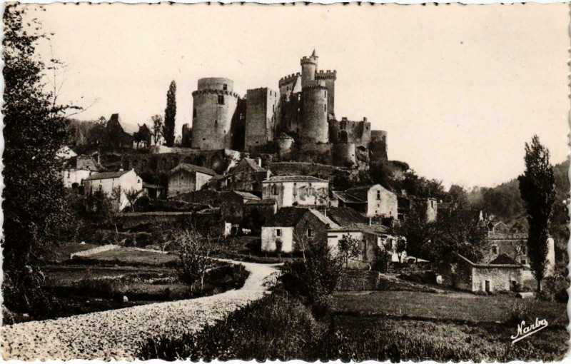 Carte postale ancienne Chateua de Bonaguil Lot et Garonne