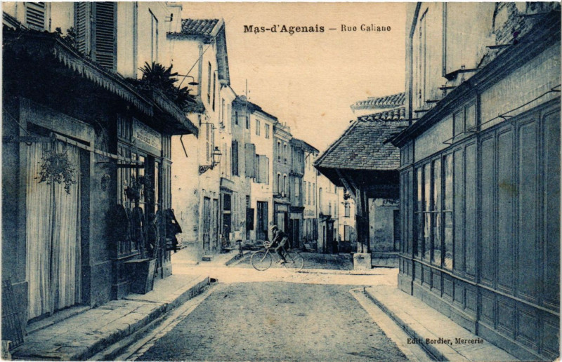 Carte postale ancienne Mas-d'Argenais - Rue Galiane
