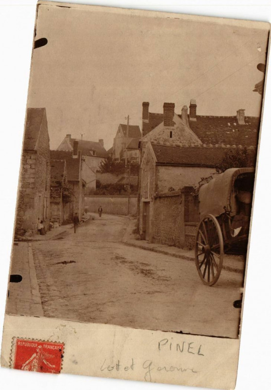 Carte postale ancienne Pinel - carte photo