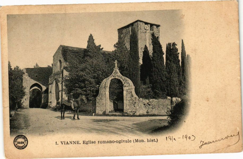 Carte postale ancienne Vianne-Eglise romano-ogivale à Vianne