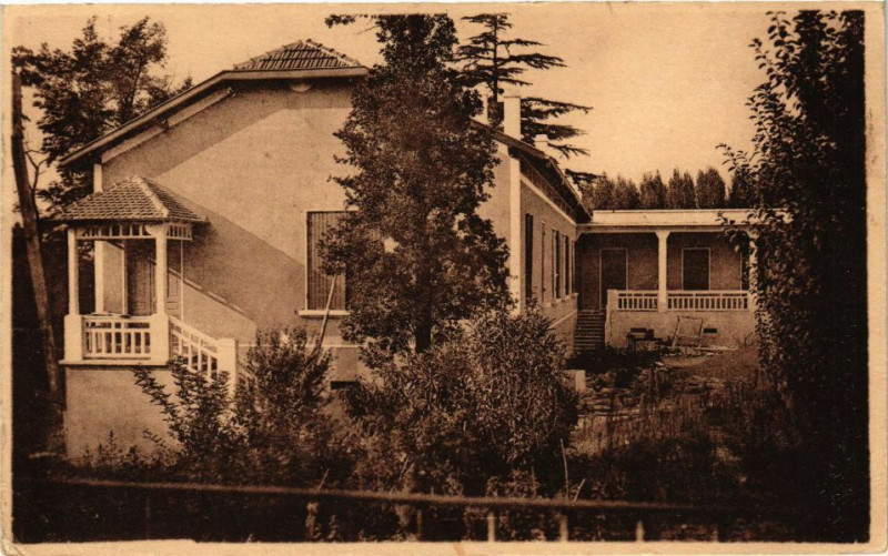 Carte postale ancienne Sainte-Livrade-Hospice Gaston-Carrere