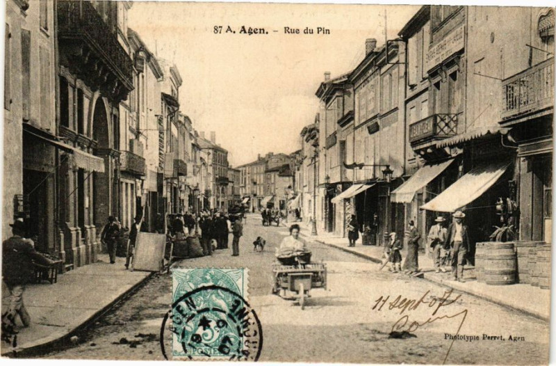 Carte postale ancienne Agen-Rue du Pin à Agen