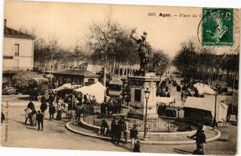 Carte postale ancienne Agen-Place à Agen