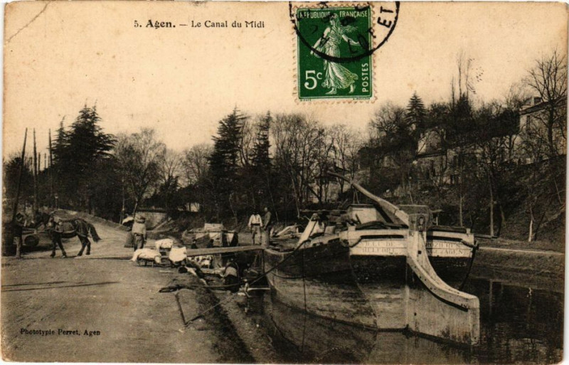 Carte postale ancienne Agen-Le Canal du Midi à Agen