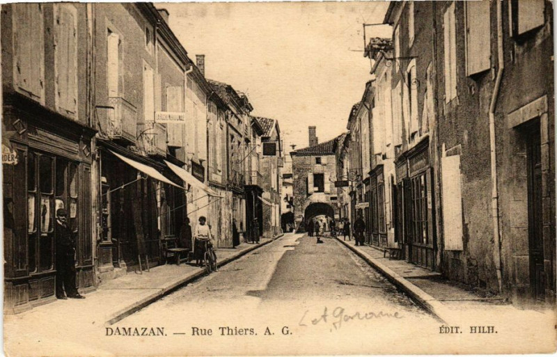 Carte postale ancienne Ramazan - Rue Thiers