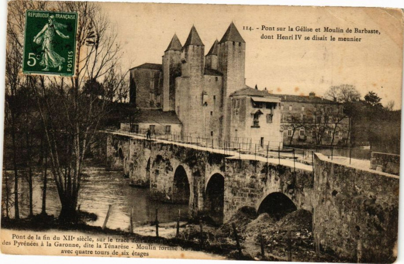 Carte postale ancienne Pont sur le Gelise et Moulin de Barbaste à Barbaste