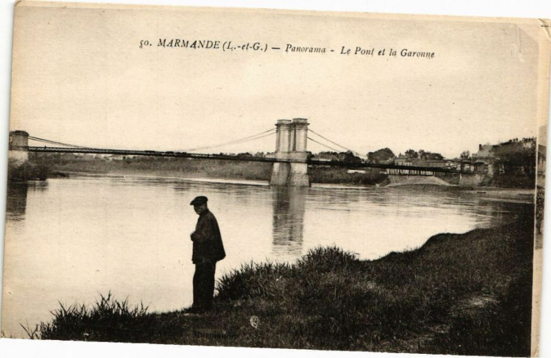 Carte postale ancienne Marmande - Panorama Le Pont et la Garonne à Marmande
