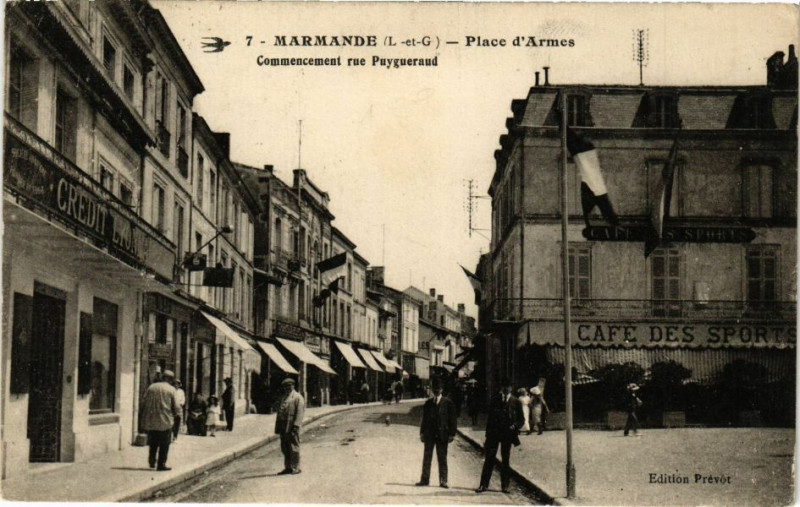Carte postale ancienne Marmande - Place d'Armes à Marmande