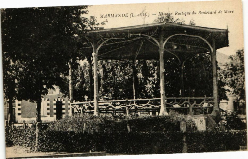 Carte postale ancienne Marmande - Kiosque Rustique du Boulevard de Mare à Marmande