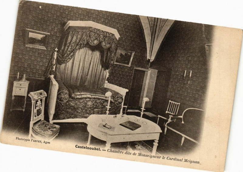 Carte postale ancienne Castelnoubel - Chambre dile Monseigneur le Cardinal Meignan