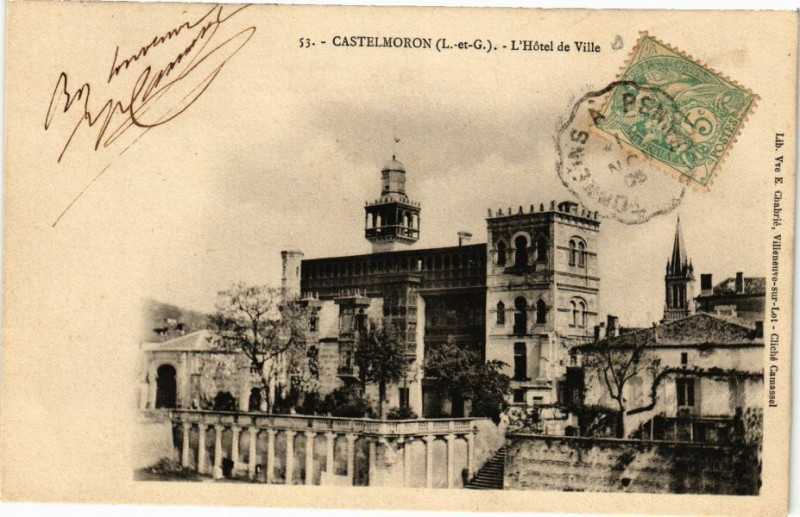 Carte postale ancienne Castelmoron - L'Hotel de Ville