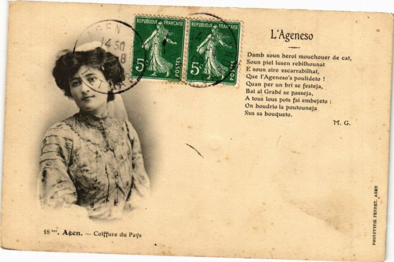 Carte postale ancienne Agen - Coiffure du pays à Agen