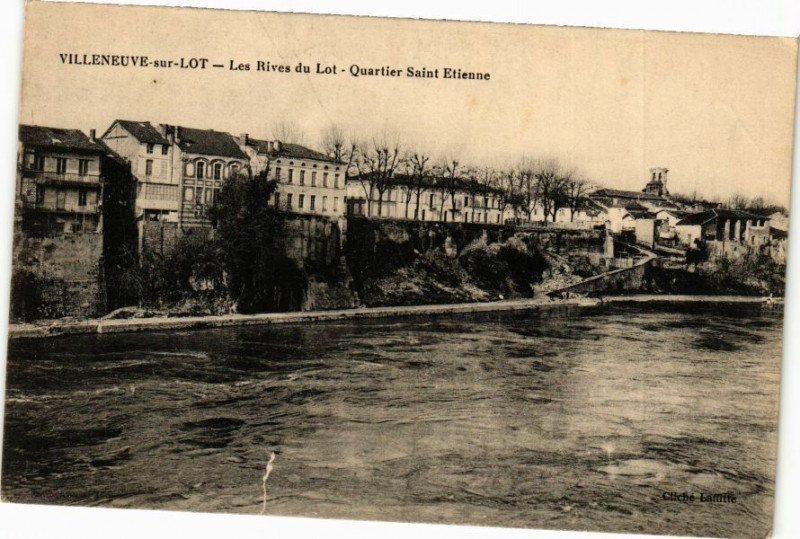 Carte postale ancienne Villeneuve-sur-Lot-Les Rives du Lot-Quartier Saint-Etienne à Rives