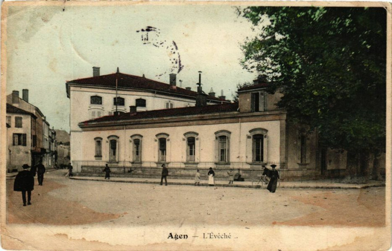 Carte postale ancienne Agen-L'Eveche à Agen