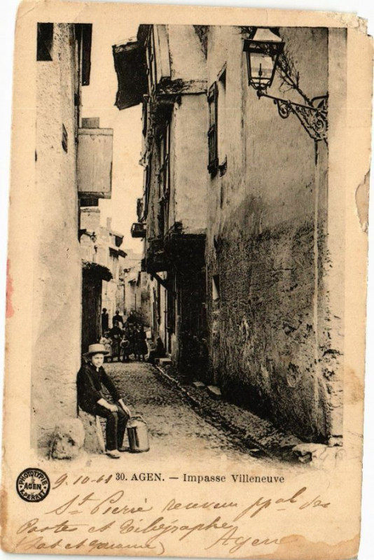 Carte postale ancienne Agen-Impasse Villeneuve à Agen