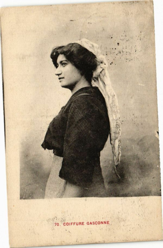 Carte postale ancienne Agen - Coiffure Gasconne à Agen