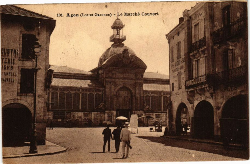 Carte postale ancienne Agen - Le Marche Couvert à Agen