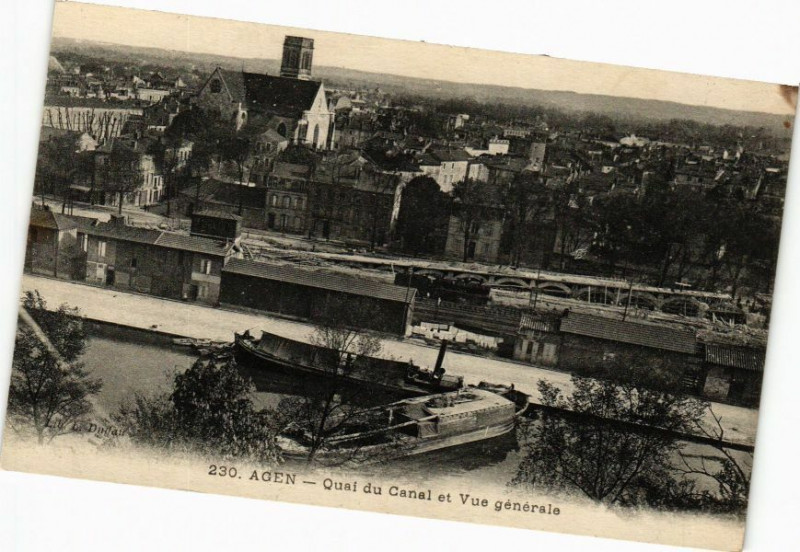 Carte postale ancienne Agen - Quai du Canal et Vue générale à Agen