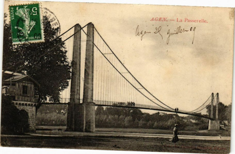 Carte postale ancienne Agen - La Passerelle à Agen