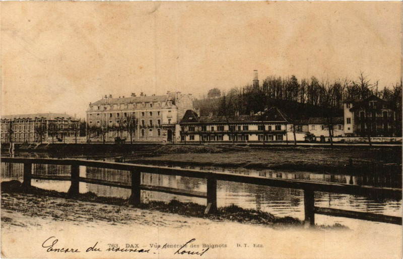 Carte postale ancienne Dax - Vue Generale des Baignots à Dax