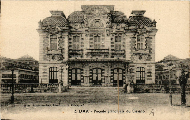 Carte postale ancienne Dax - Facade Principale du Casino à Dax