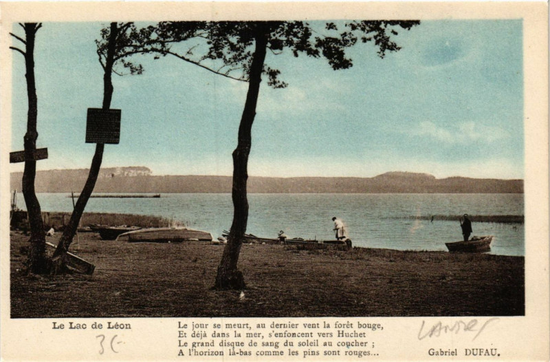 Carte postale ancienne Le Lac de Léon à Léon