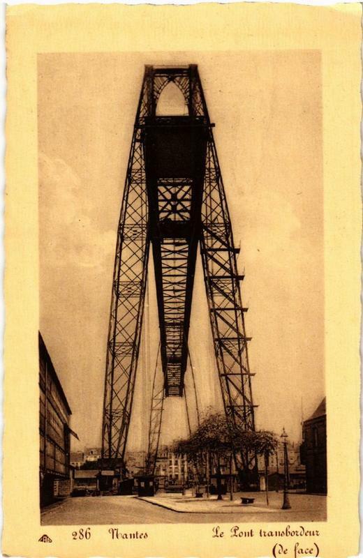 Carte postale ancienne Nantes Le Pont transbordeur à Nantes