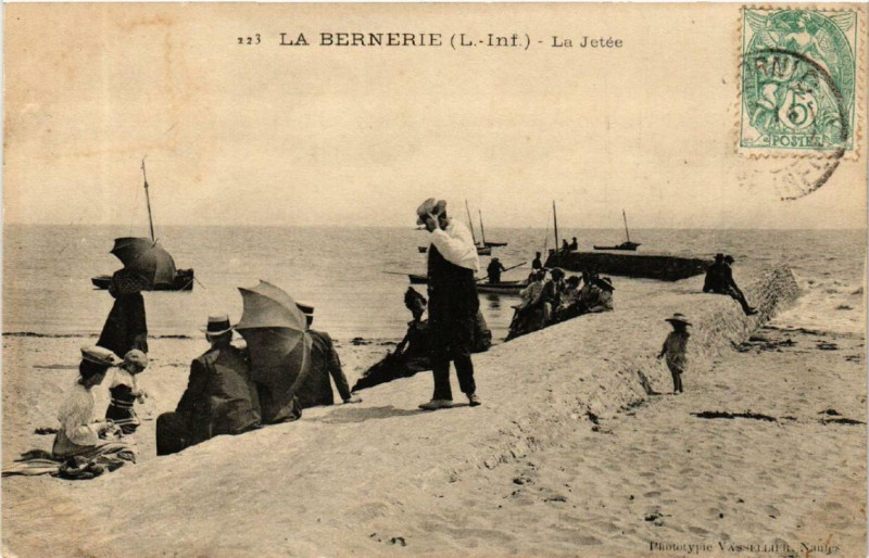 Carte postale ancienne La Bernerie La Jetée