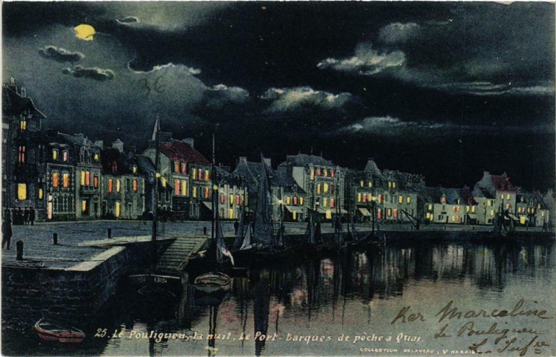 Carte postale ancienne Le Pouliguen la nuit, le Port - Barques de peche a Quai au Pouliguen