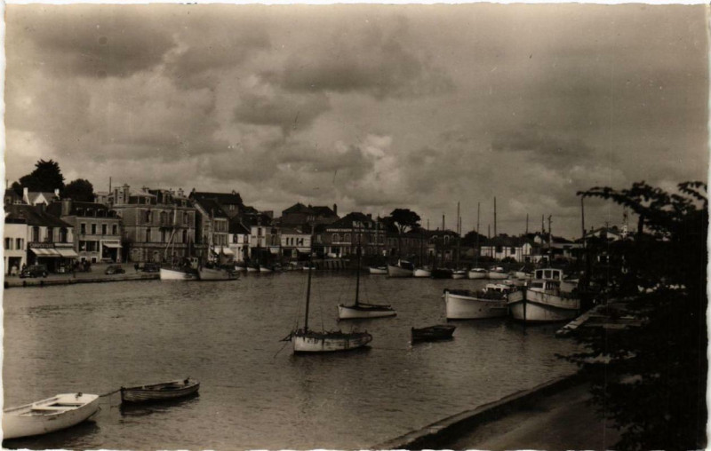 Carte postale ancienne Pornic Le Port à Pornic