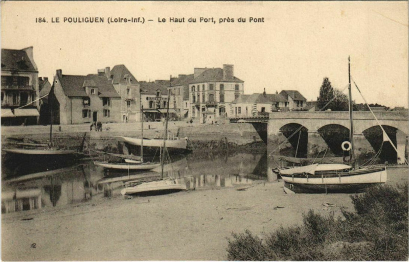 Carte postale ancienne Le Pouliguen Le Haut du Port Pres du Pont au Pouliguen