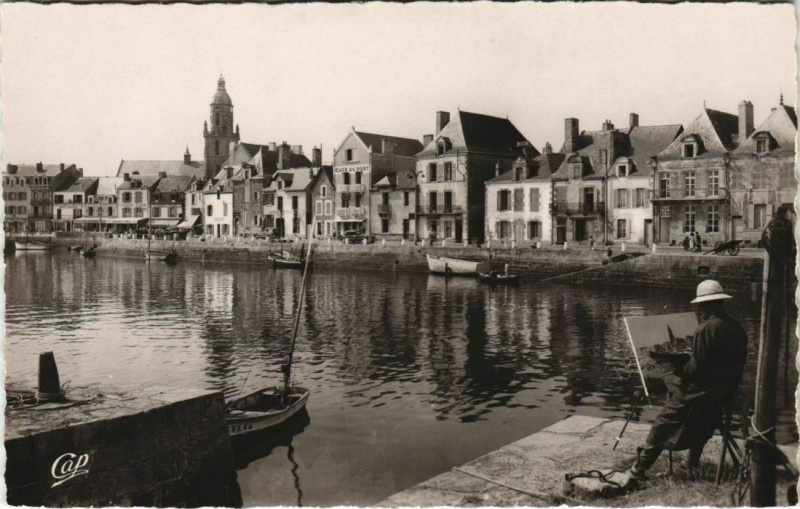 Carte postale ancienne Le Croisic Le Port au Croisic
