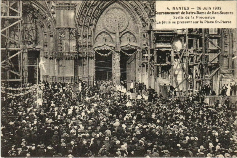 Carte postale ancienne Nantes 26 Juin 1932 Couronnement de N.-D. de Bon Secours Sortie à Nantes