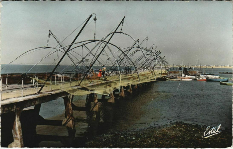 Carte postale ancienne Pornichet Le Port et la Jetée à Pornichet
