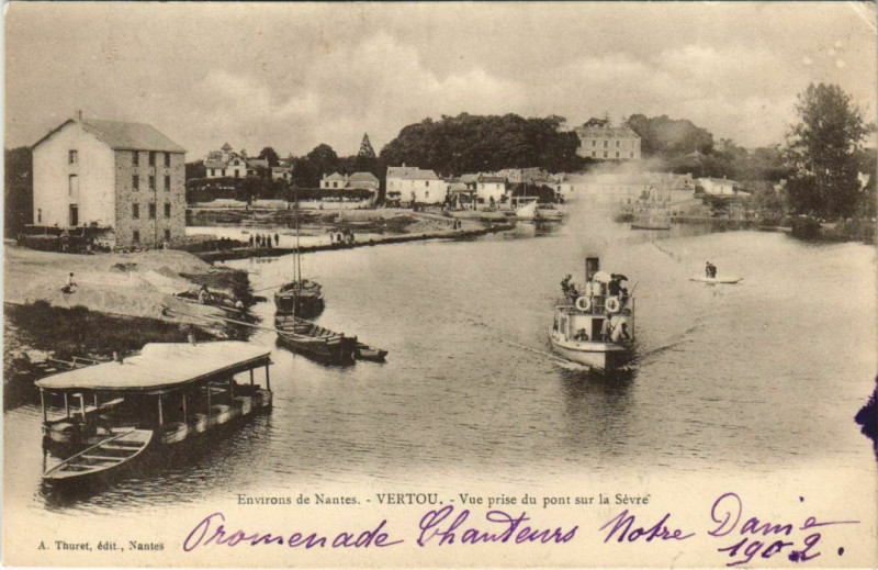 Carte postale ancienne Env. de Nantes Vertou Vue prise du pont sur la Sevre à Nantes