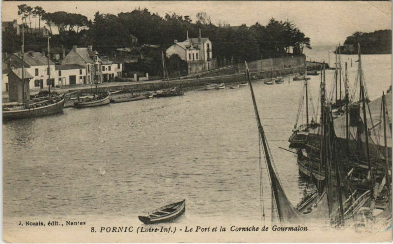 Carte postale ancienne Pornic Le Port et la Cornsche de Gourmalon à Pornic