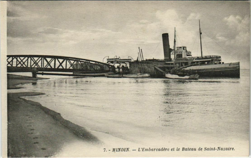 Carte postale ancienne Mindin L'Embarcade et le Bateau de Saint-Nazarie