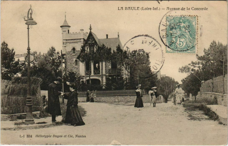 Carte postale ancienne La Baule Avenue de la Concorde
