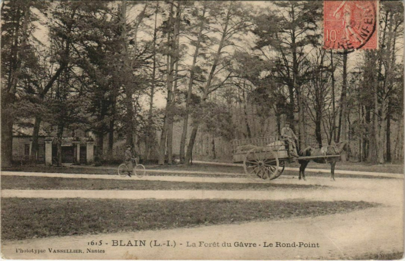 Carte postale ancienne Blain La Foret du Gavre Le Round Point à Blain
