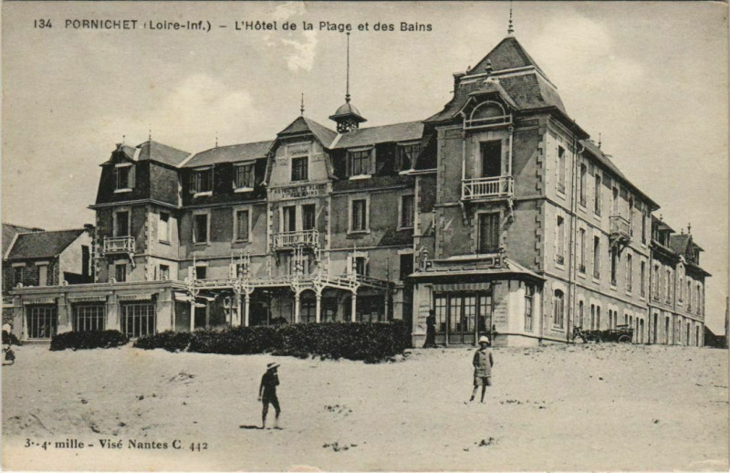 Carte postale ancienne L'Hôtel de la Plage et des Bains à Pornichet