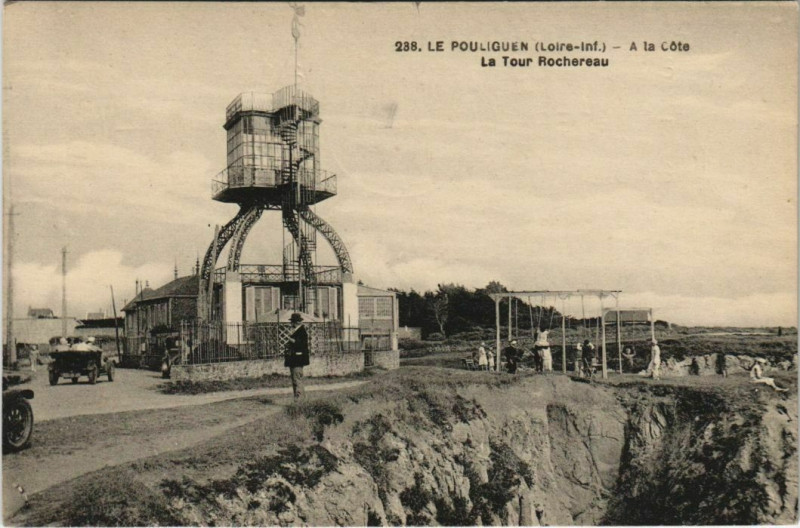 Carte postale ancienne Le Pouliguen A la Cote La Tour Rochereau au Pouliguen