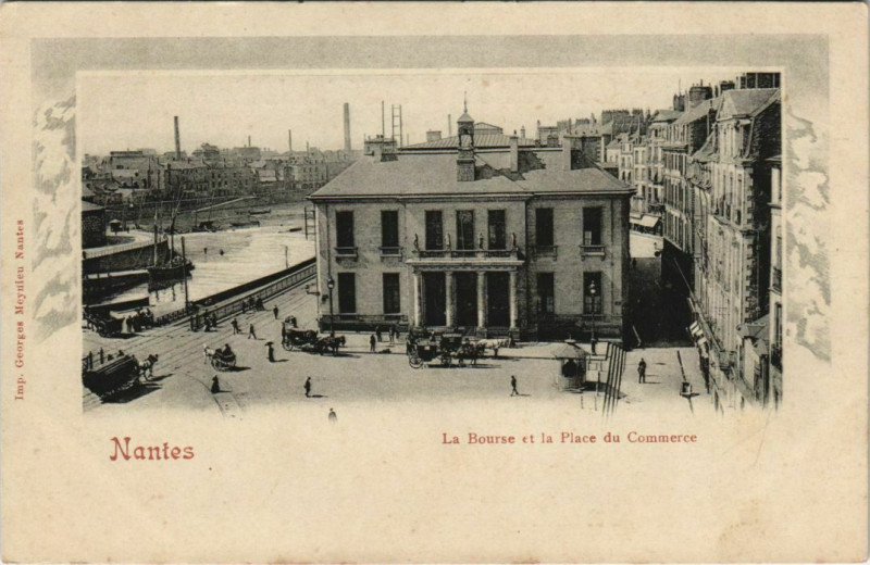 Carte postale ancienne La Bourse et la Place du Commerce