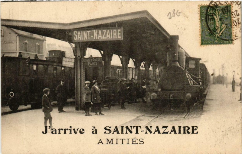 Carte postale ancienne Saint-Nazaire J'arrive - Amities à Saint-Nazaire