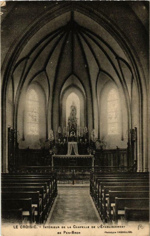 Carte postale ancienne Le Croisic Intérieur de la Chapelle de l'Etablissement au Croisic