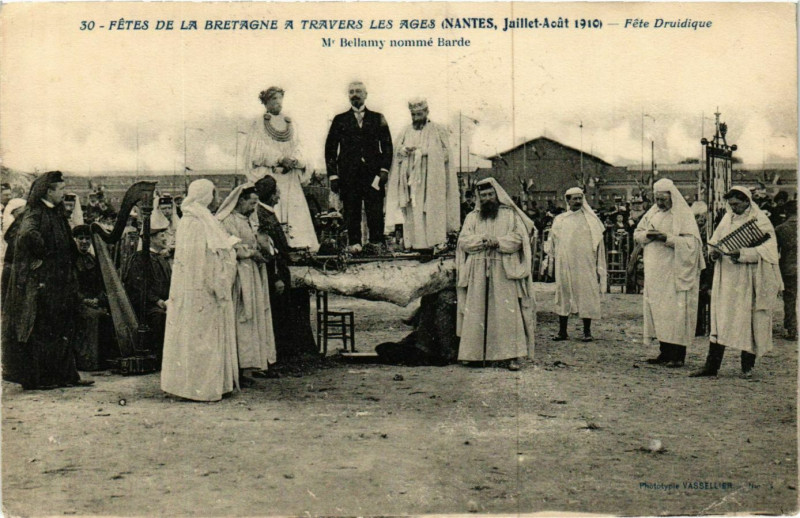 Carte postale ancienne Fetes de l Bretagne 1910 Nantes Fete Druidique à Nantes