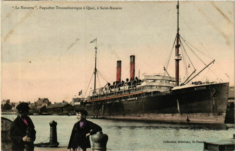 Carte postale ancienne Saint-Nazaire Paquebot Transatlantique La Navarre à Saint-Nazaire