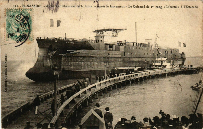 Carte postale ancienne Saint-Nazaire Ateliers et Chantiers de la Loire. Liberte à Saint-Nazaire