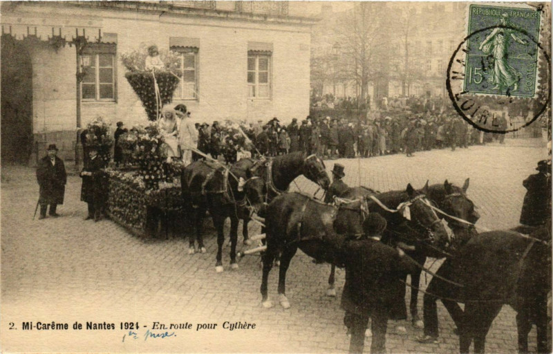 Carte postale ancienne Mi-Careme Nantes 1924 En route pour Cythere à Nantes