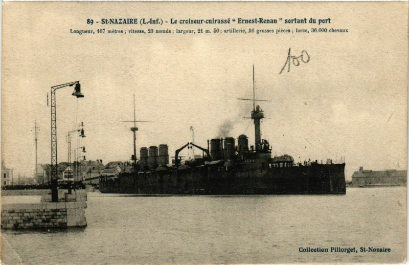 Carte postale ancienne Saint-Nazaire Le Croiseur-cuirassé Ernest-Renan à Saint-Nazaire