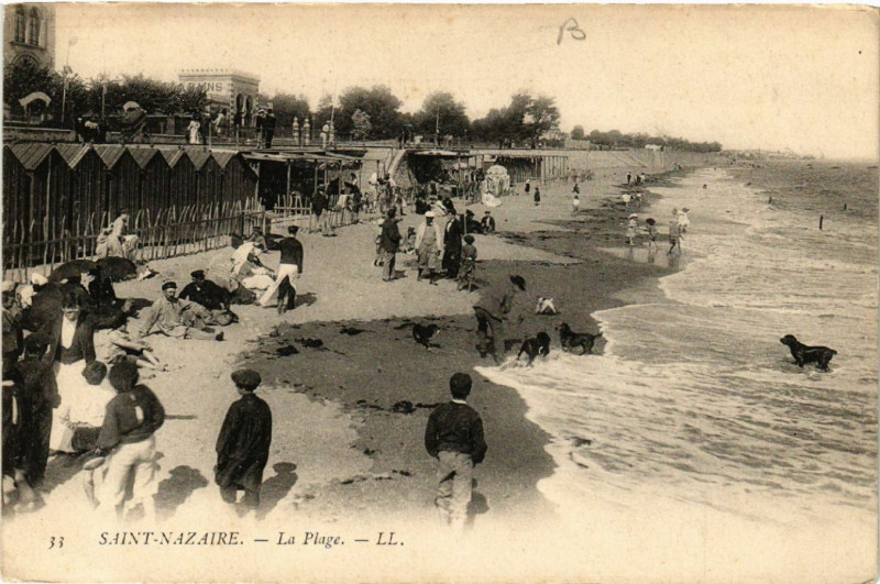 Carte postale ancienne Saint-Nazaire - La Plage à Saint-Nazaire